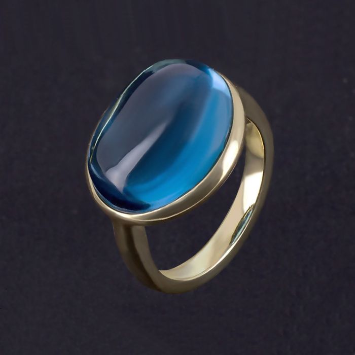 Гарнитур (кольцо и серьги) из желтого золота