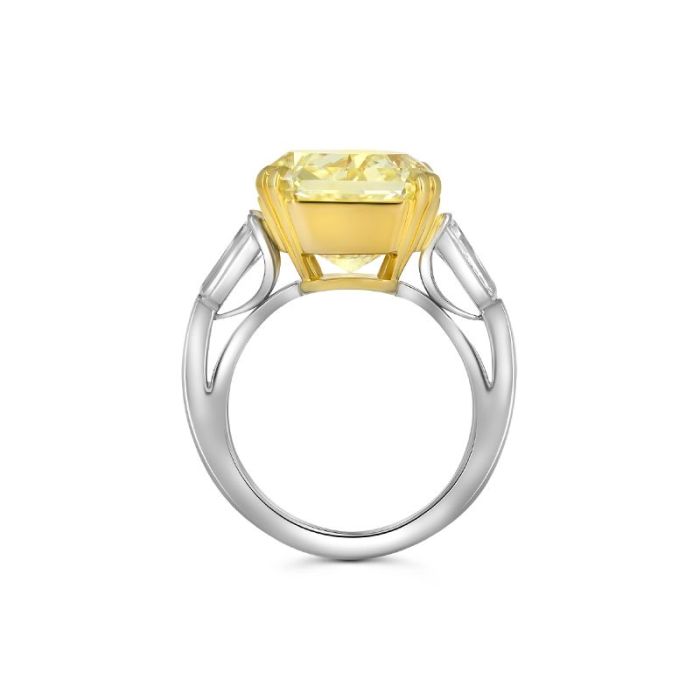 Изысканное золотое кольцо с желтым бриллиантом