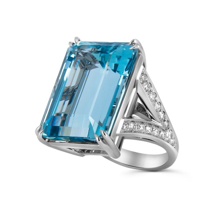 Кольцо из белого золота в винтажном стиле