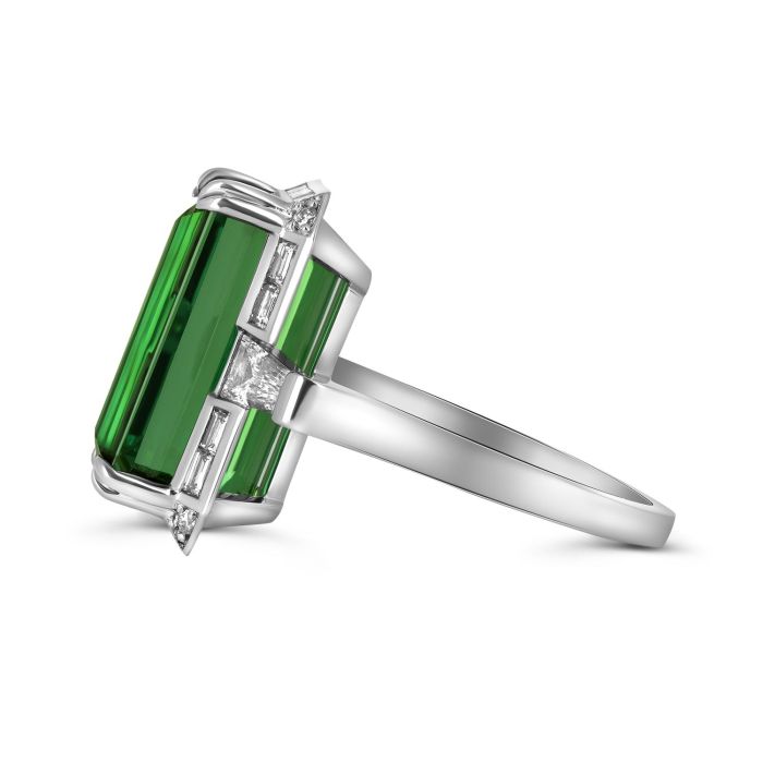 Золотой перстень с турмалином и бриллиантами