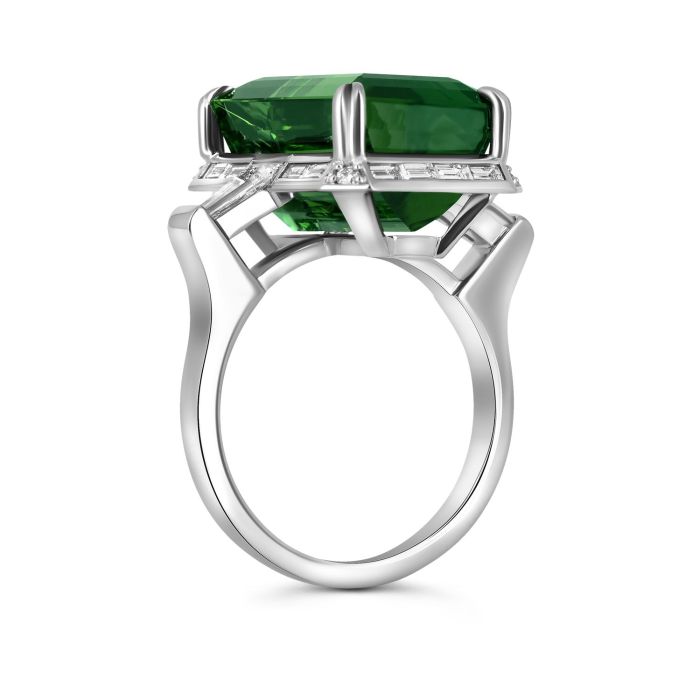 Золотой перстень с турмалином и бриллиантами