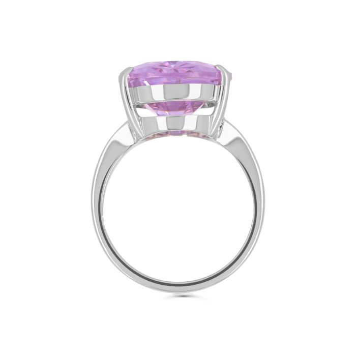 Женское кольцо из белого золота с розовым кунцитом