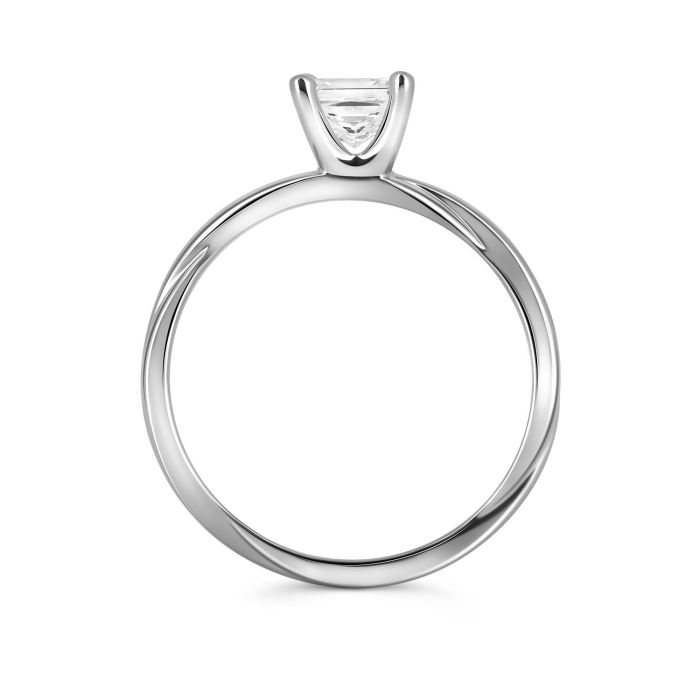 Помолвочное кольцо из золота с бриллиантом «Принцесса»