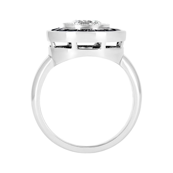 Кольцо из белого золота с круглым бриллиантом