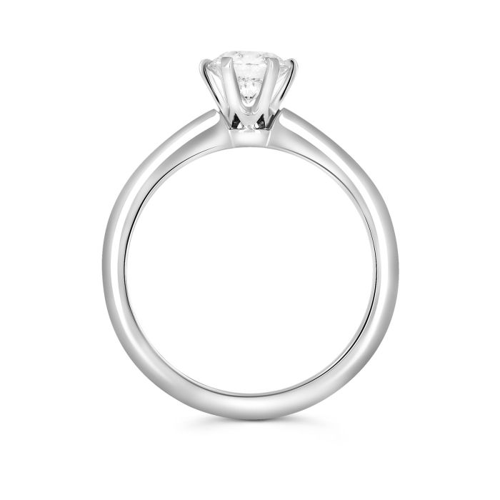 Помолвочное кольцо в классическом стиле с бриллиантом круглой огранки