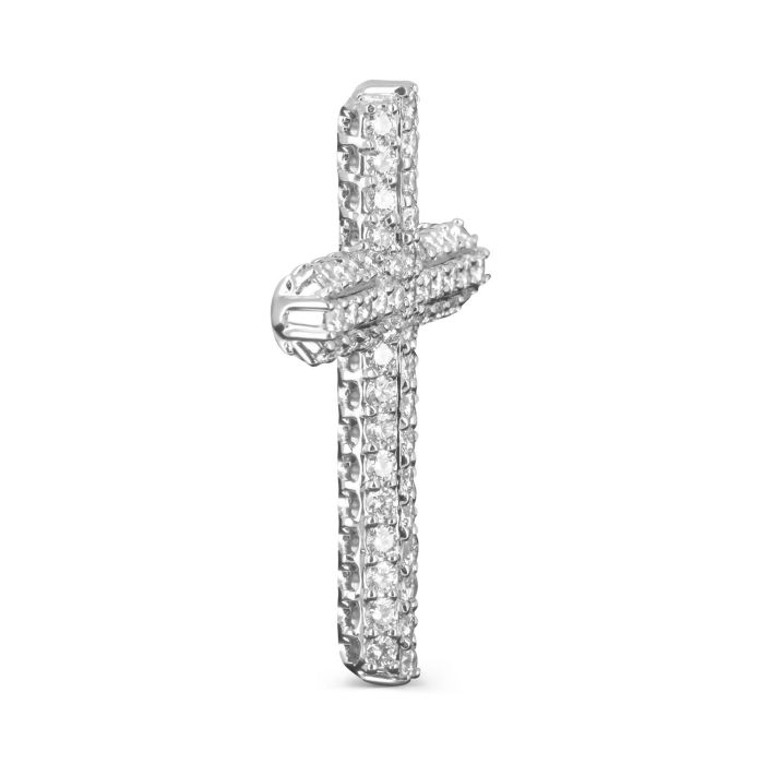 Крест из белого золота с россыпью небольших бриллиантов