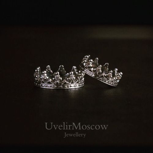 Обручальные кольца короны.
