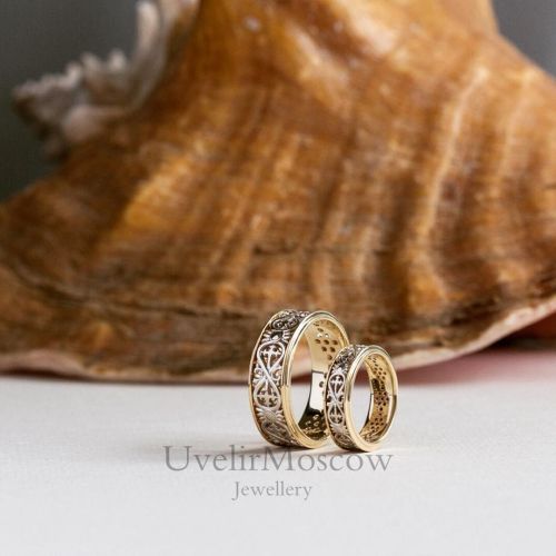 Обручальные кольца со знаком бесконечности