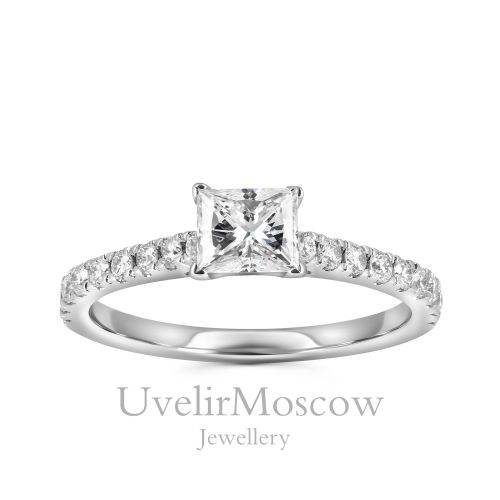 Кольцо для помолвки с бриллиантом огранки «Принцесса»