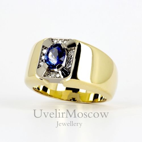 Перстень из желтого золота с бриллиантами и сапфиром