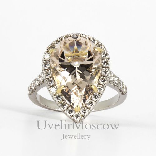 Роскошное коктейльное кольцо с бриллиантом огранки «Груша»