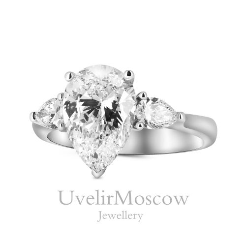 Кольцо из белого золота с бриллиантами «Груша»