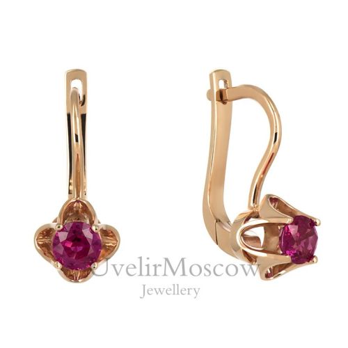 Нежные золотые серьги с рубинами