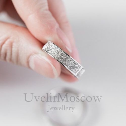 Уникальные кольца с оттисками отпечатков пальцев