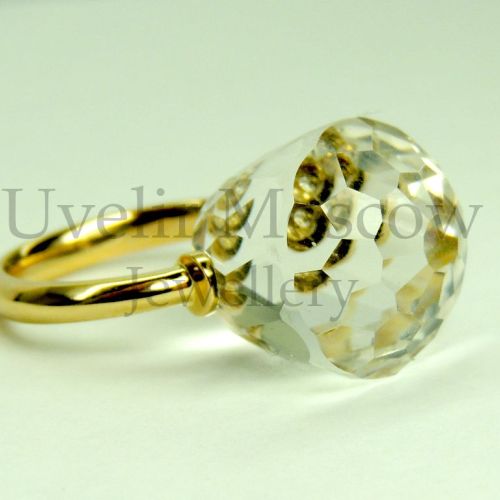 Кольцо из желтого золота с горным хрусталем