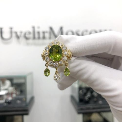 Кольцо из золота с подвижным элементом