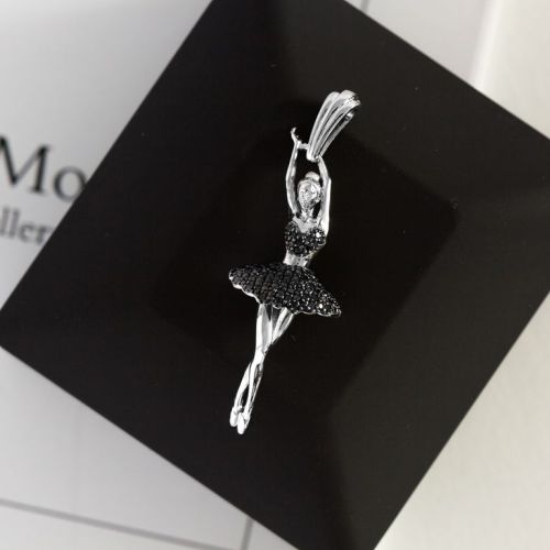 Подвеска балерина с черными бриллиантами