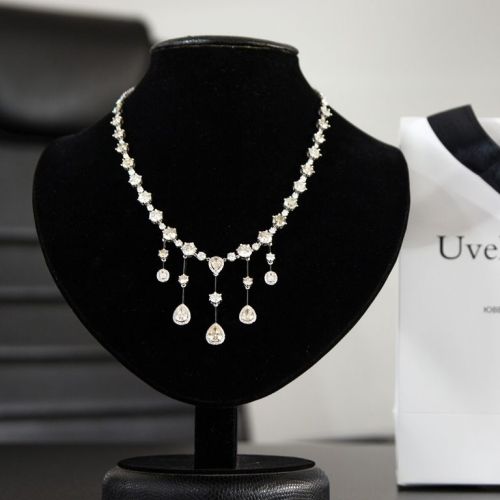 Колье с бриллиантами