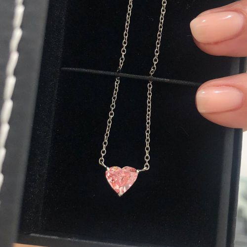 Подвеска с бриллиантом baby pink diamond