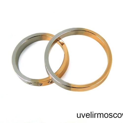 Обручальные кольца из белого и желтого золота с бриллиантами