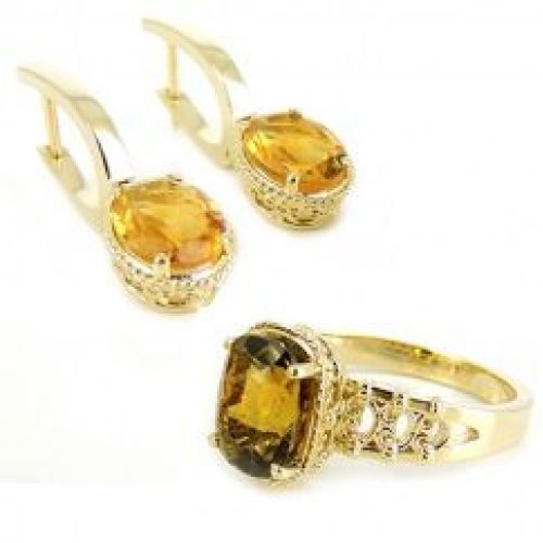 Комплект из кольца и серег в винтажном стиле