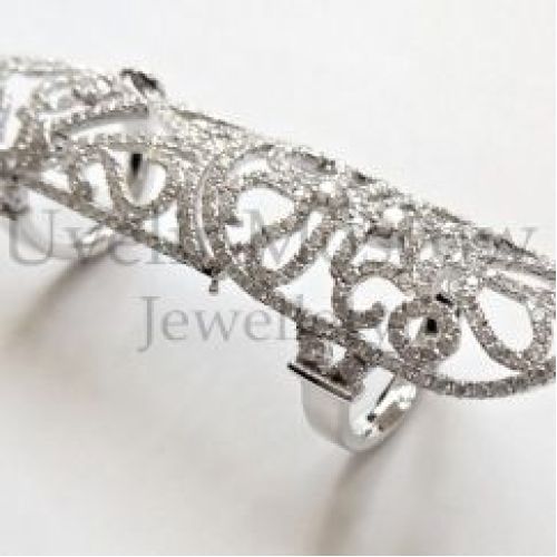Кружевное кольцо из белого золота с бриллиантами