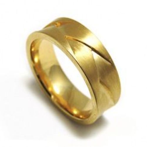 Обручальное кольцо из красного золота с рельефным узором