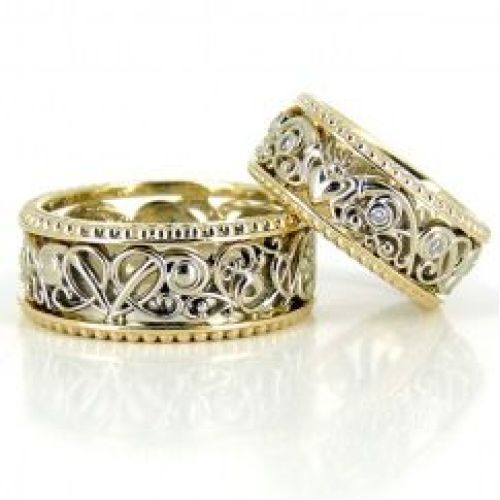 Обручальные кольца «Кладдах» из комбинированного золота с бриллиантами