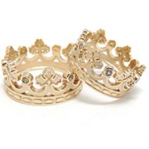 Парные кольца-короны из красного золота с бриллиантами и хризолитами