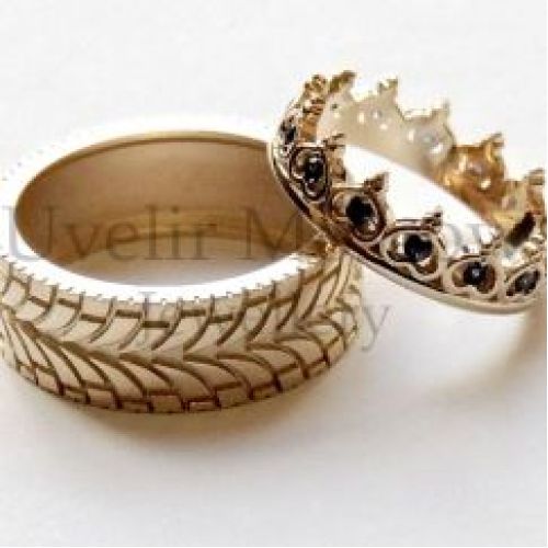 Парные обручальные кольца «Шина + Корона» из красного золота