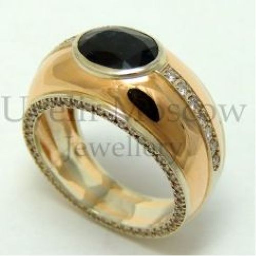 Перстень из комбинированного золота с бриллиантами