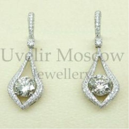Серьги из белого золота 750 пробы с бриллиантами