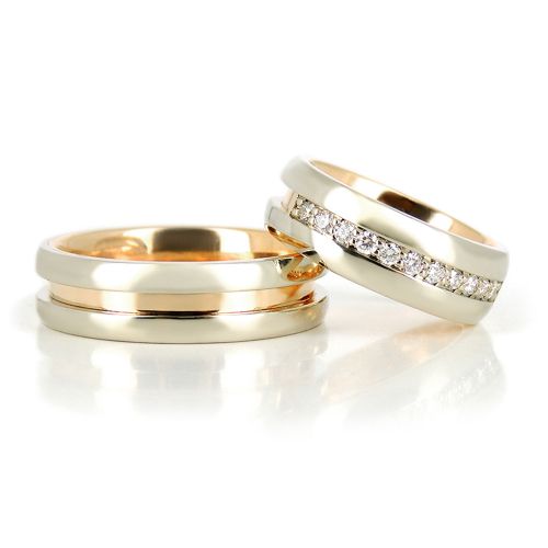 Обручальные кольца из белого и красного золота