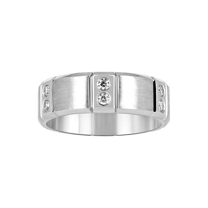 Матовое мужское обручальное кольцо с бриллиантами