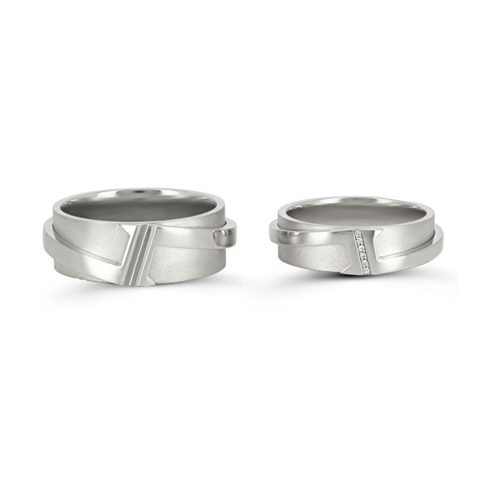 Дизайнерские обручальные кольца из платины с бриллиантами 