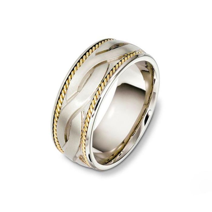 Обручальное кольцо с объемным рисунком переплетения двух дорожек