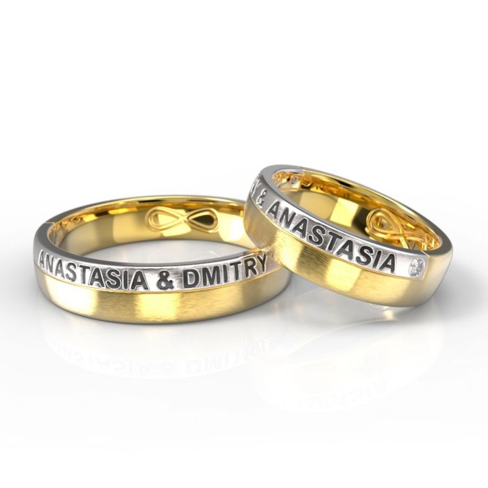 Обручальные кольца из комбинированного золота с именами 
