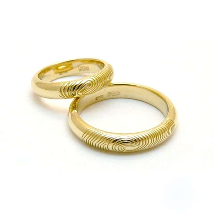 Парные обручальные золотые кольца 585 с отпечатками пальцев