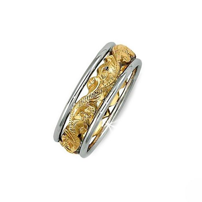 Кольцо из желтого золота с природным орнаментом