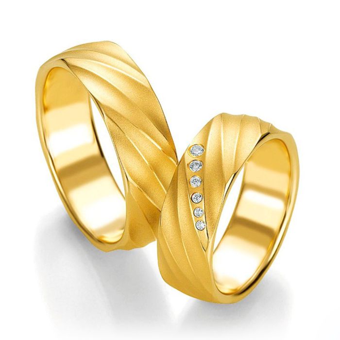 Широкие обручальные кольца из желтого золота