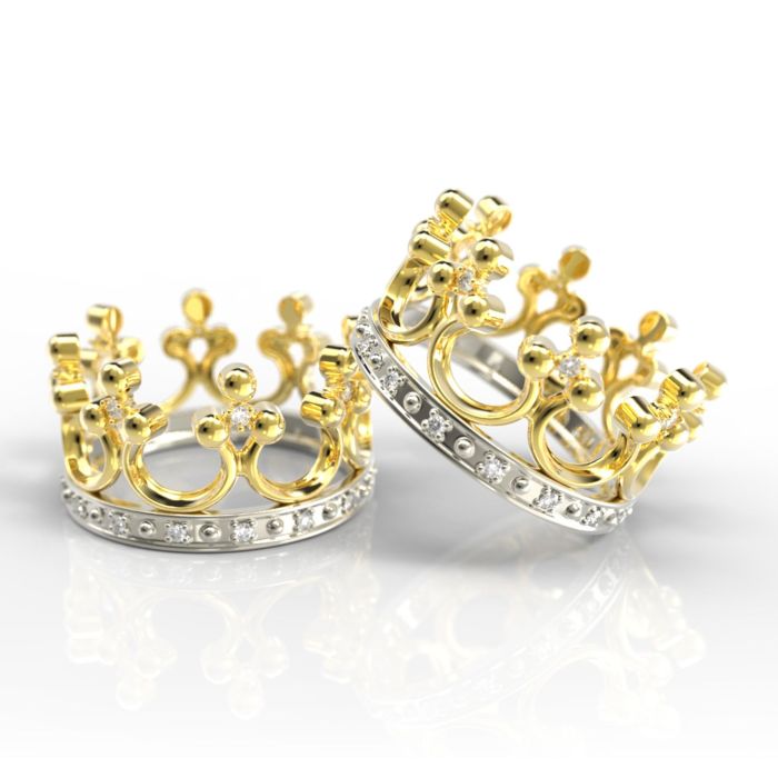 Обручальные кольца в виде короны из белого золота с бриллиантами