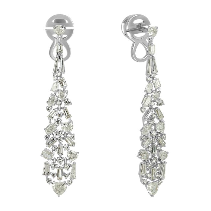 Изящные серьги из бриллиантов фантазийных огранок в белом золоте 