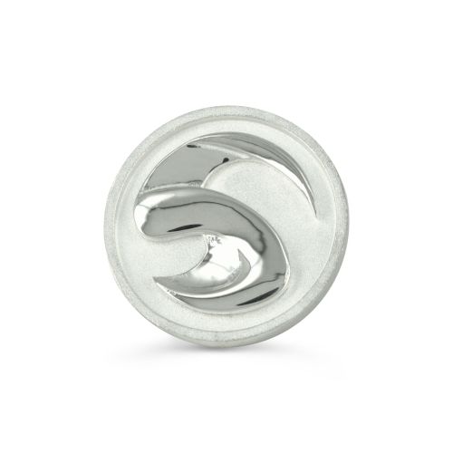 Значок из серебра с логотипом компании 