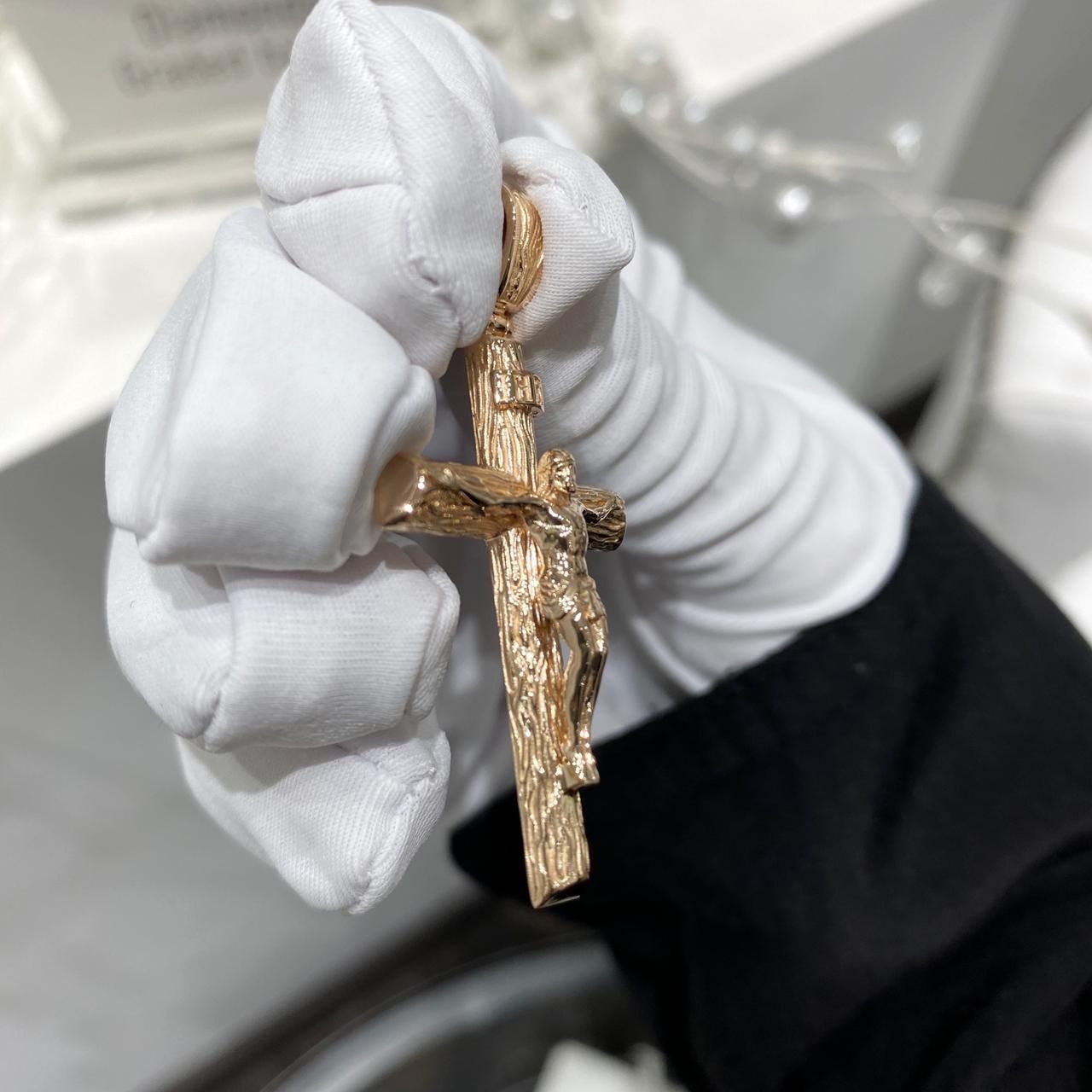 Мужской православный крест из красного золота