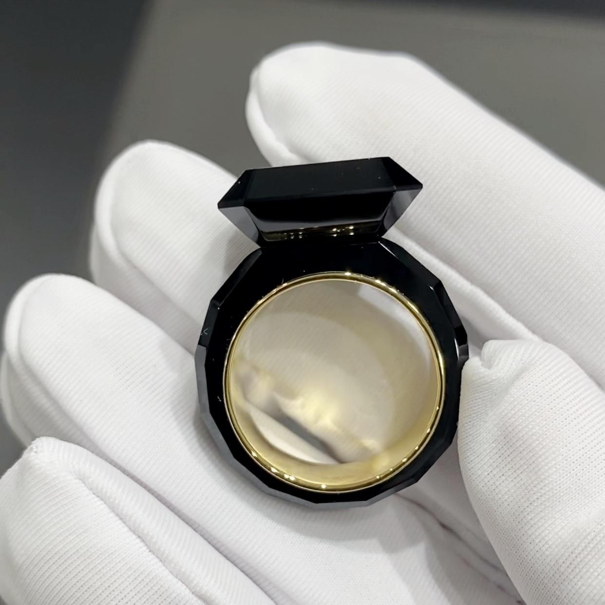 Кольцо в стиле Bottega Veneta с ониксом 