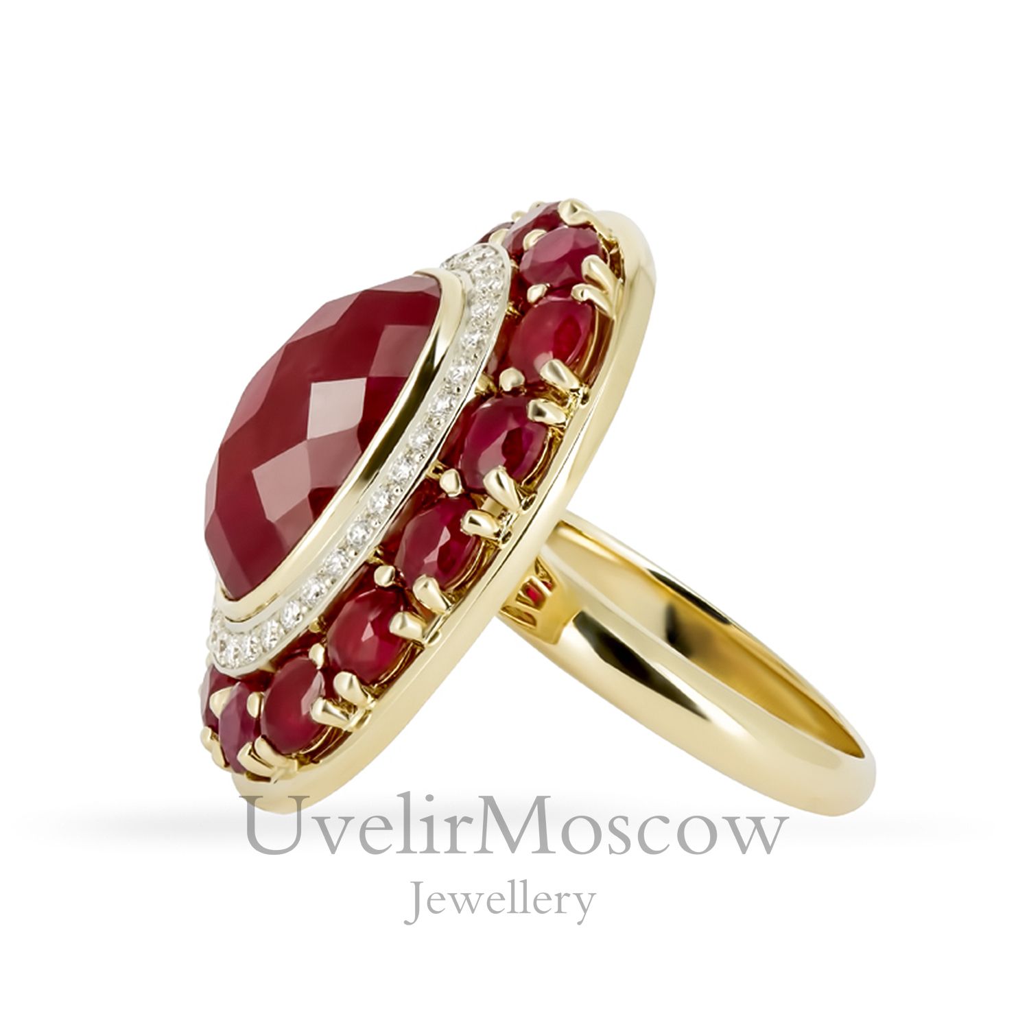Женский перстень с рубинами и бриллиантами