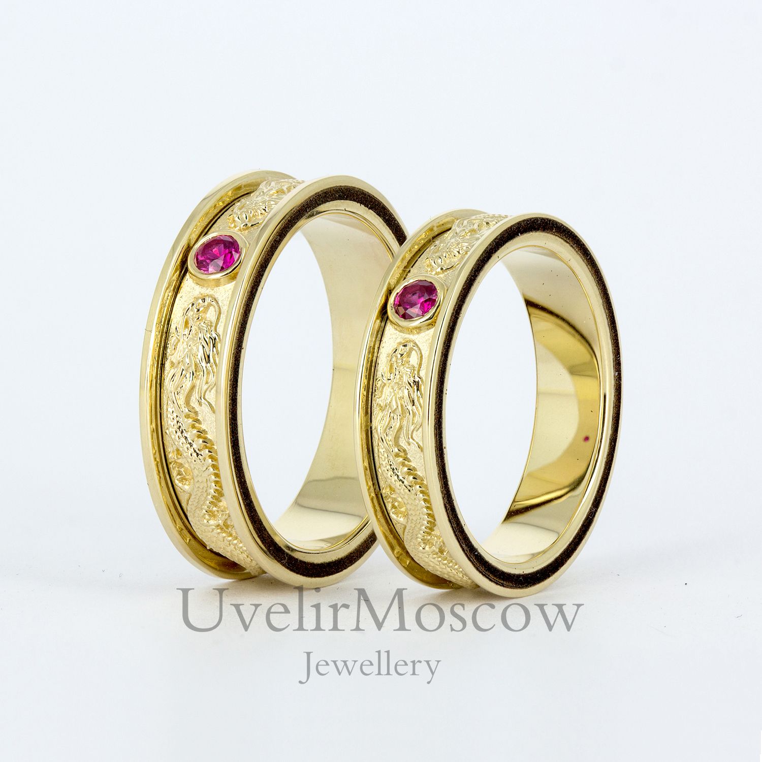 Обручальные кольца в восточном стиле с рубинами