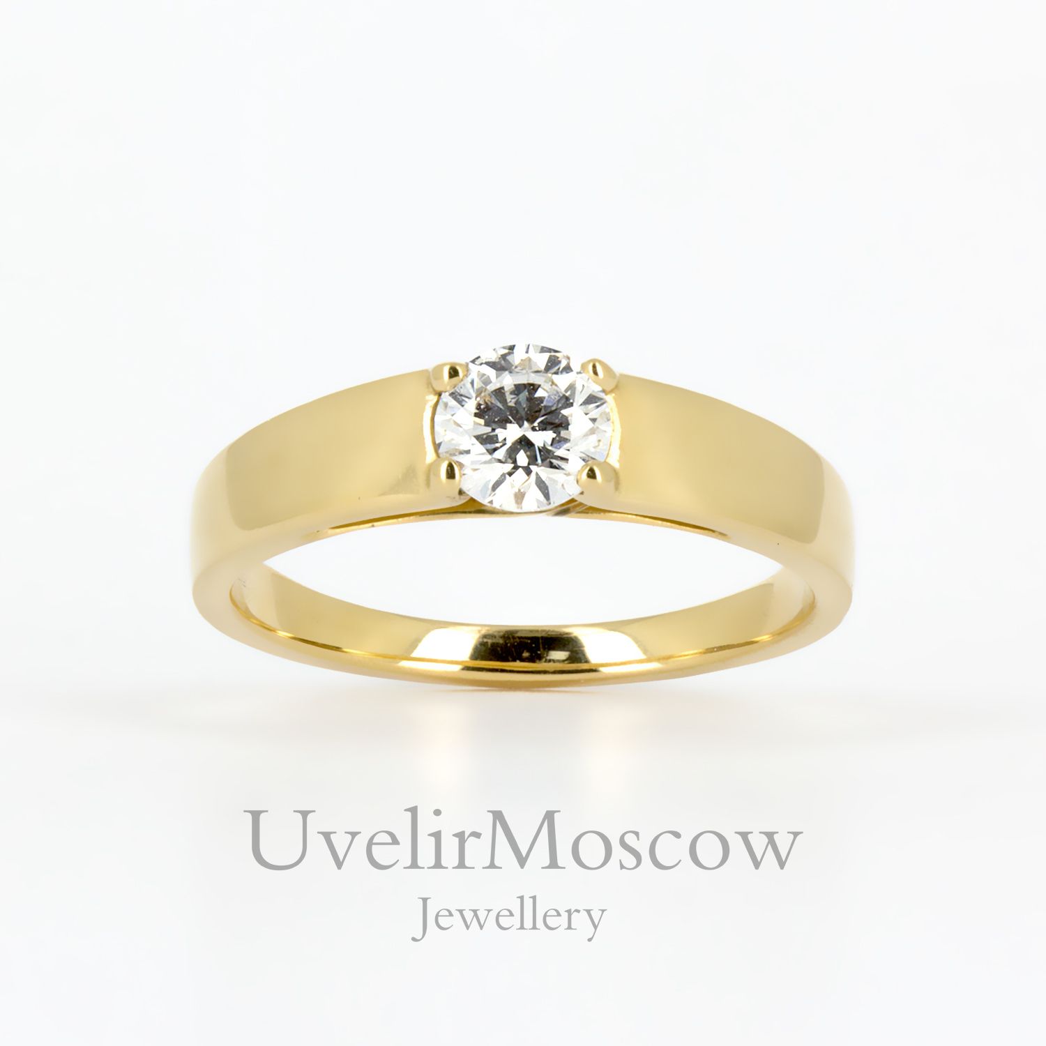 Классическое золотое кольцо с круглым бриллиантом