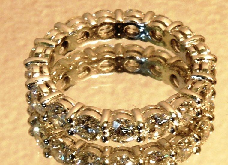Кольцо из белого золота с 17 бриллиантами