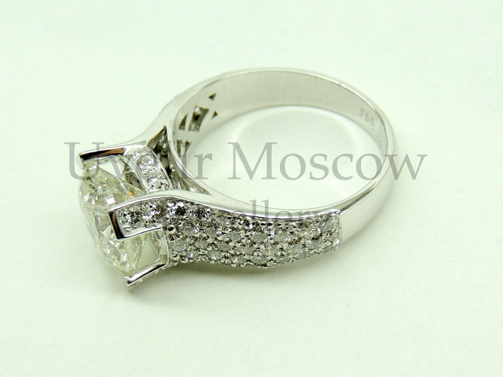 Кольцо из белого золота с бриллиантами на заказ